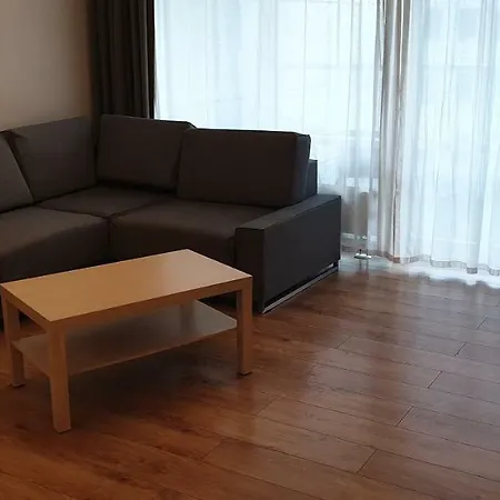 아파트 Apartament Towarowa 41 *